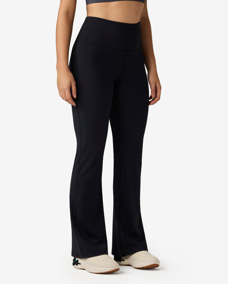 Essentials Flared Bottoms - Black